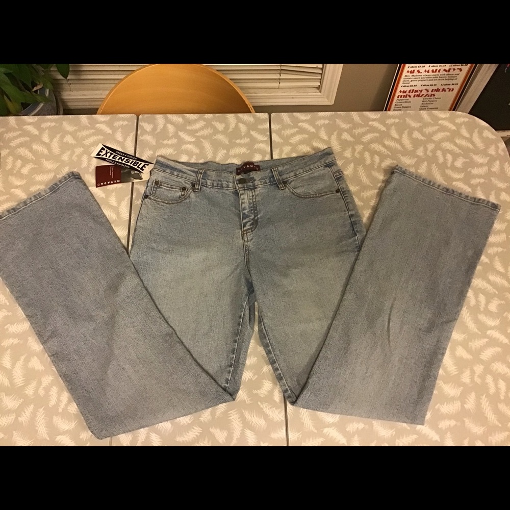 👖Nevada Jeans Size 9/10 Stretch Denim NWT